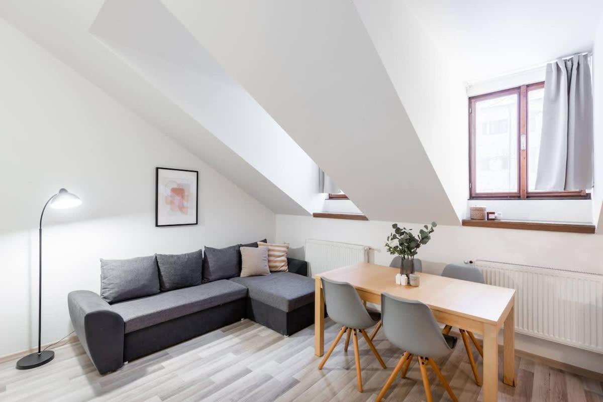 Appartamento Elegant 4-guest Retreat Near Old Town Praga